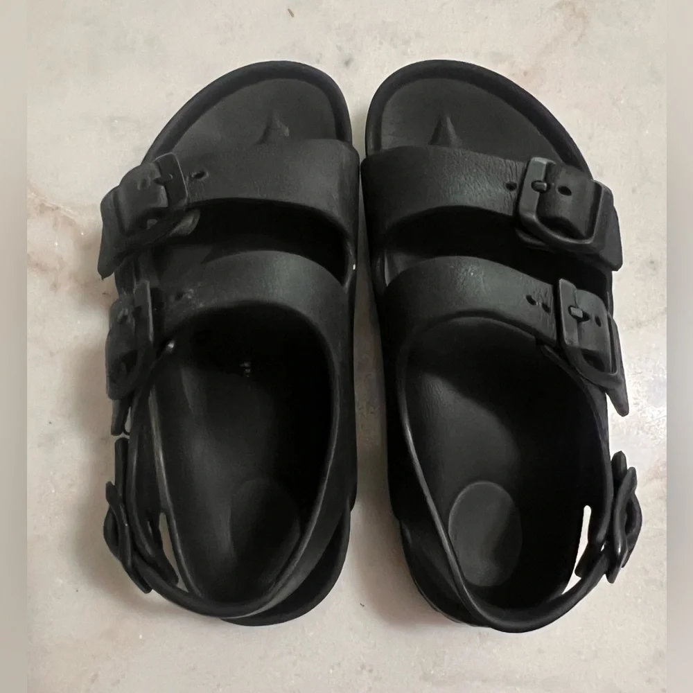 Birkenstock Kids Milano EVA -Black  Back Strap Sandals US 1-1.5 Beach Summer